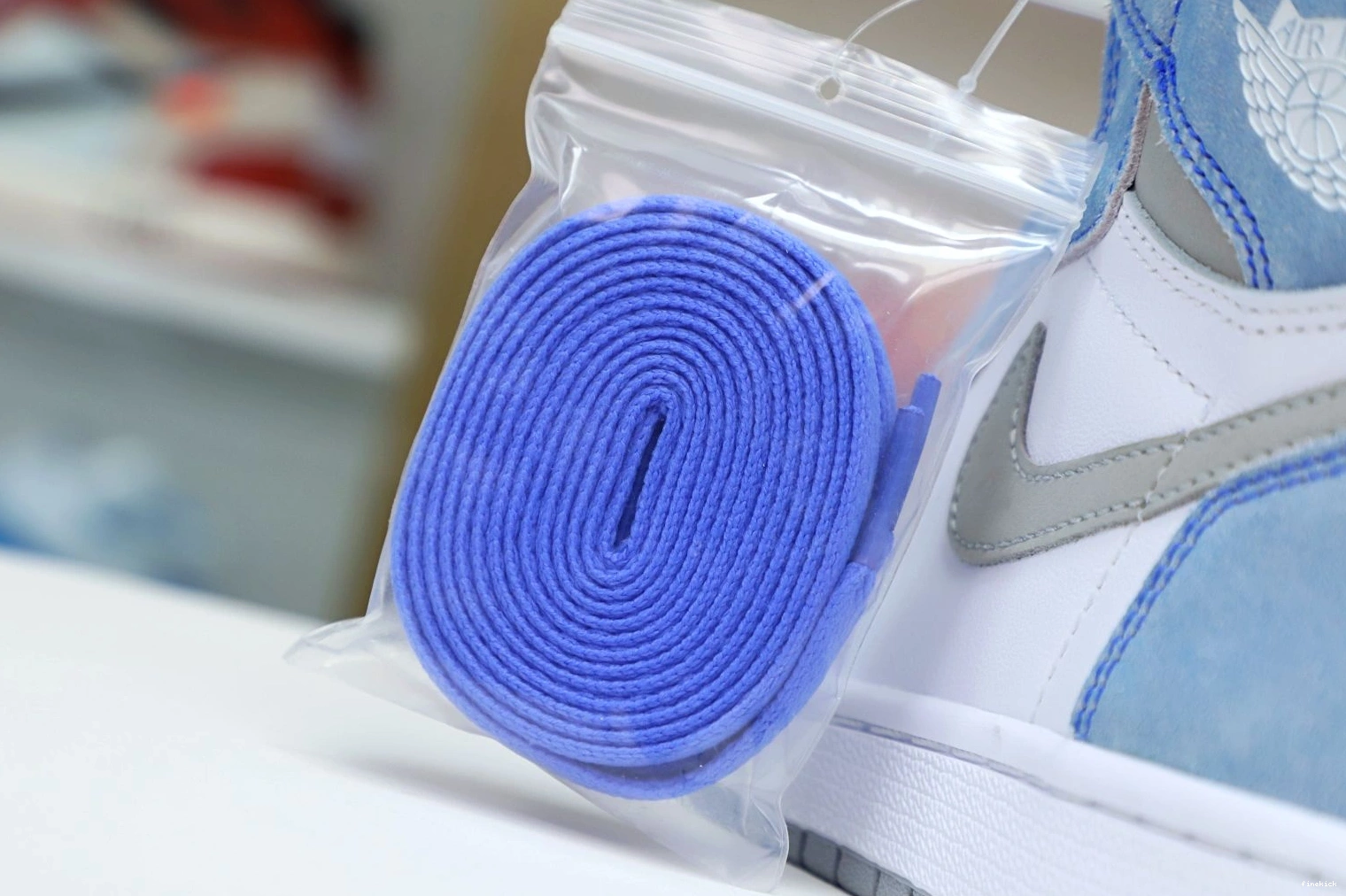 'HYPER RETRO 1 AIR JORDAN HIGH OG ROYAL' 1226